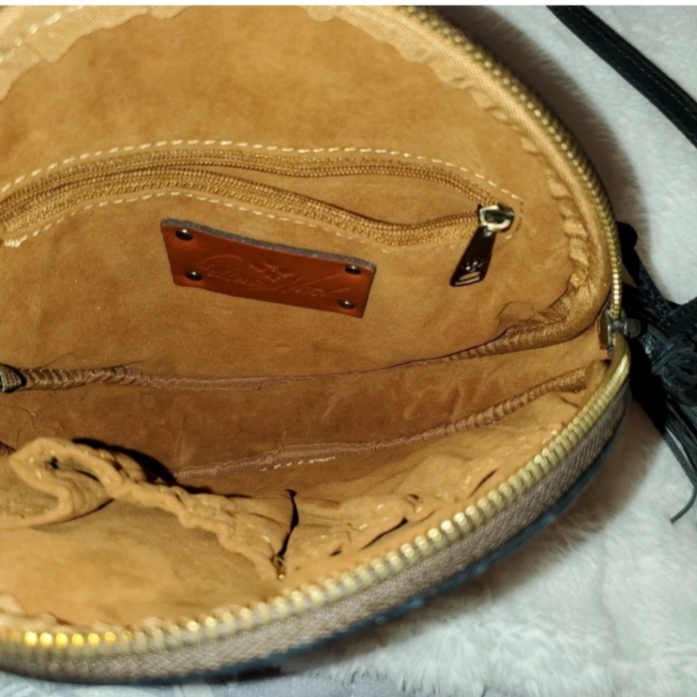 Patricia Nash Floral Round Crossbody Bag NWT - Picture 8 of 11
